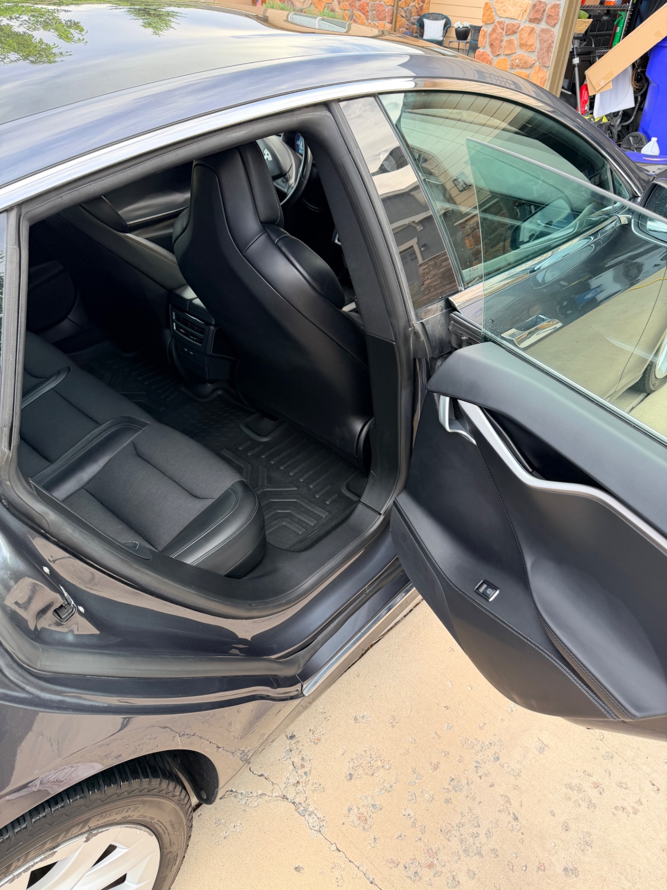 Tesla Model S rear seats and door